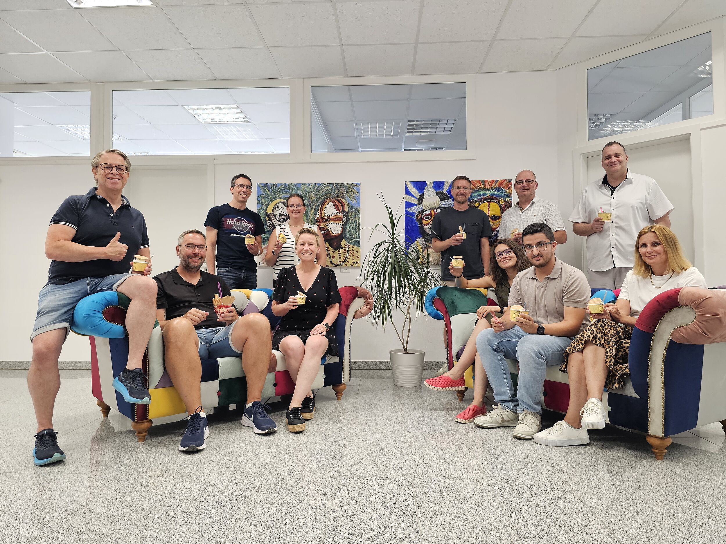 Team FondsSuperMarkt mit Eis